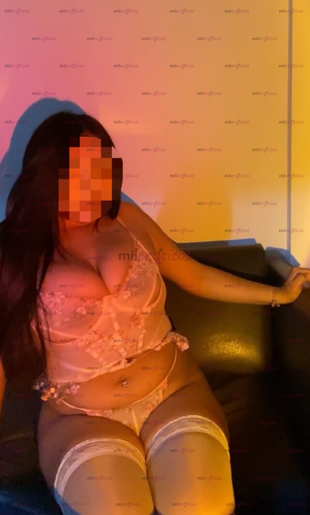 FOTOS DE JOVENCITA CHICHONA DISPONIBLE POCOS DÍAS CON LUGAR INCLUIDO BB
