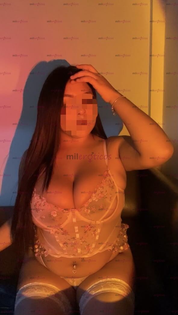 FOTOS DE JOVENCITA CHICHONA DISPONIBLE POCOS DÍAS CON LUGAR INCLUIDO BB