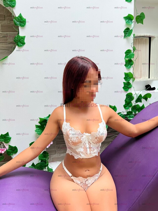 FOTOS DE FLACA ERÓTICA Y ARRIENTE CULITO LINDO PARA TI PAPI