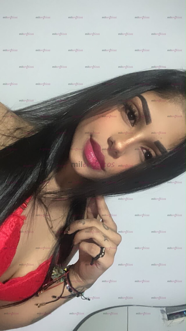 FOTOS DE CALEÑA MORENA ORAL ENSALIVADO A DOS MANOS VEN Y PÁSALA RICO