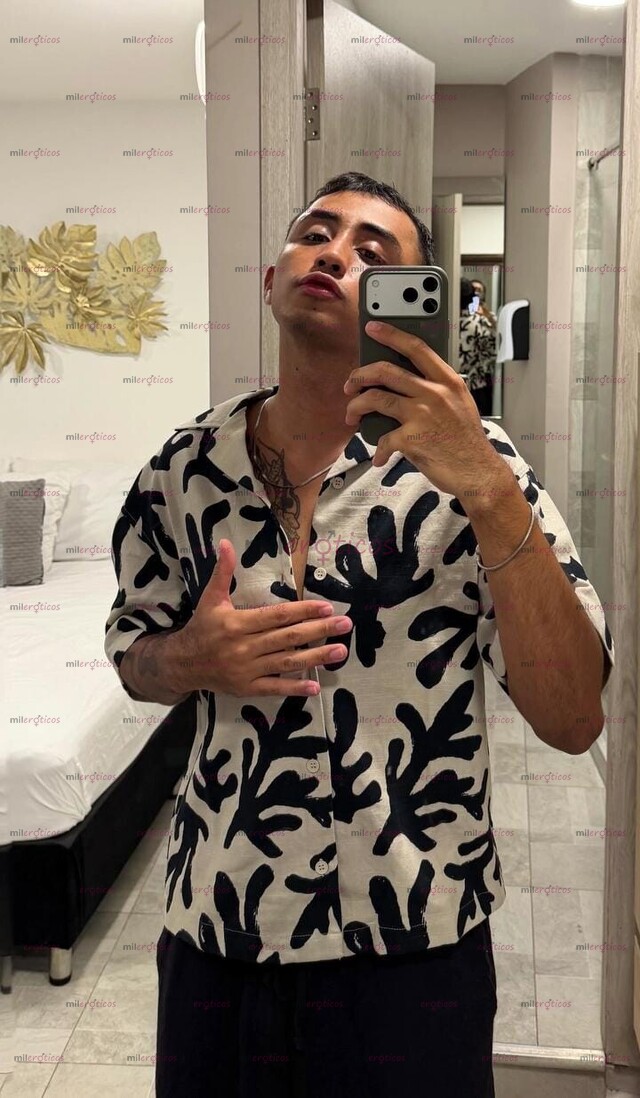 FOTOS DE PAISA DE PASI MORENO, TATUADO, ALTO 1,83 VIP