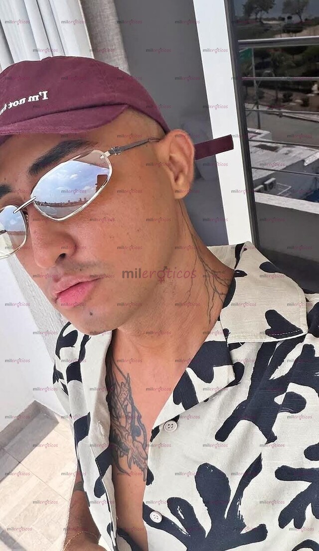 FOTOS DE PAISA DE PASI MORENO, TATUADO, ALTO 1,83 VIP
