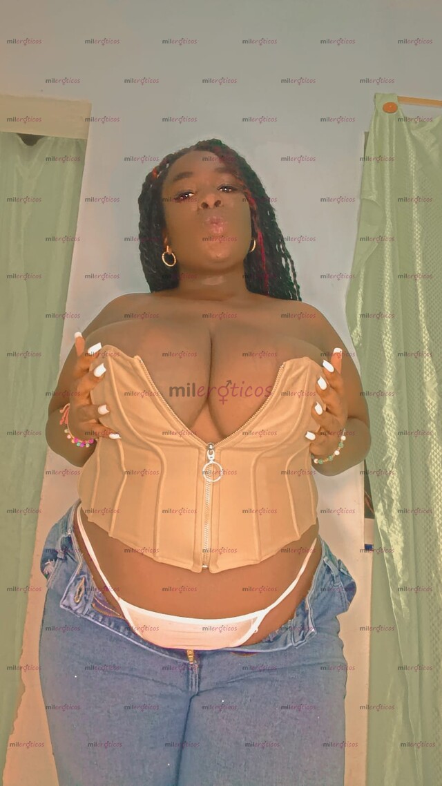 FOTOS DE DELICIOSA GORDITA DE TETAS Y CULO GRANDE EN BUSCA DE LECHE