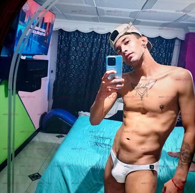 FOTOS DE EXTROVERTIDO, TRAVIESO SUPERÓ TU IMAGINACION
