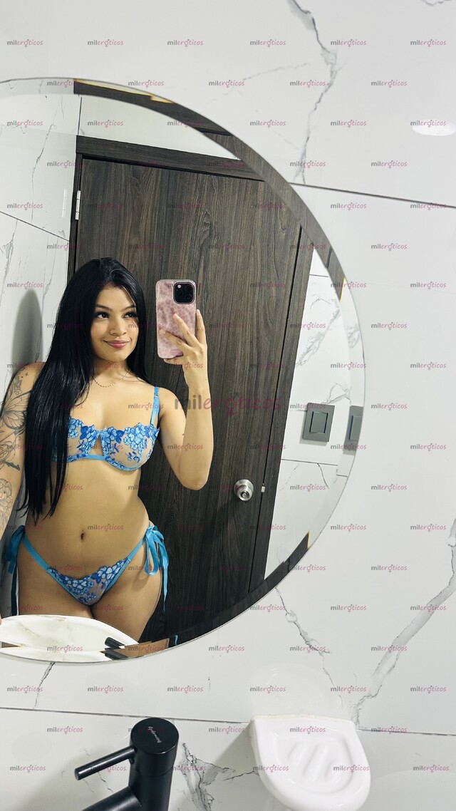 FOTOS DE SHANEL FLAQUITA BONITA TATUADITA RECIÉN LLEGADA A LA CUIDAD