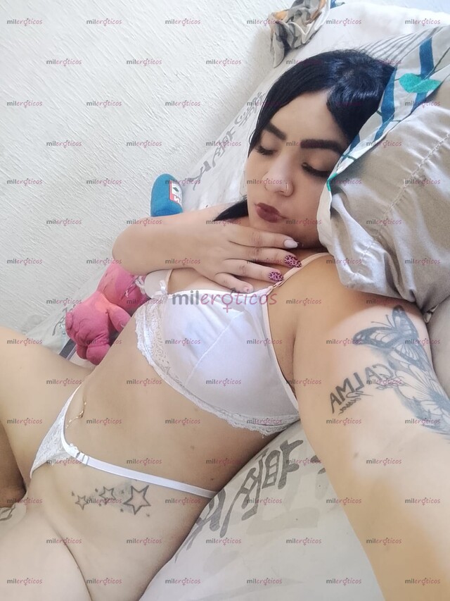 FOTOS DE SABRINA HERMOSA CHICA VENEZOLANA BLANQUITA CON DESEO DE MUCHO SEXO