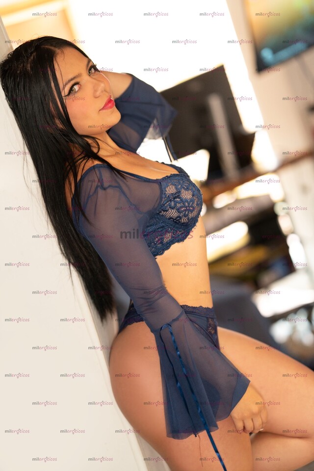 FOTOS DE DOMICILIOS A TODO BOGOTÁ. HEIDY, 20 AÑOS, COLOMBIANA DE BOGOTÁ, CABELLO NEGRO