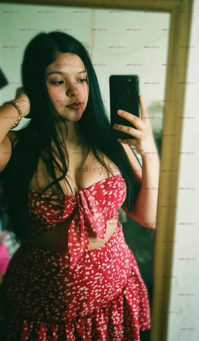 FOTOS DE ELARA TU PUTA FAVORITA, 21 AÑOS MEGA CACHONDITA
