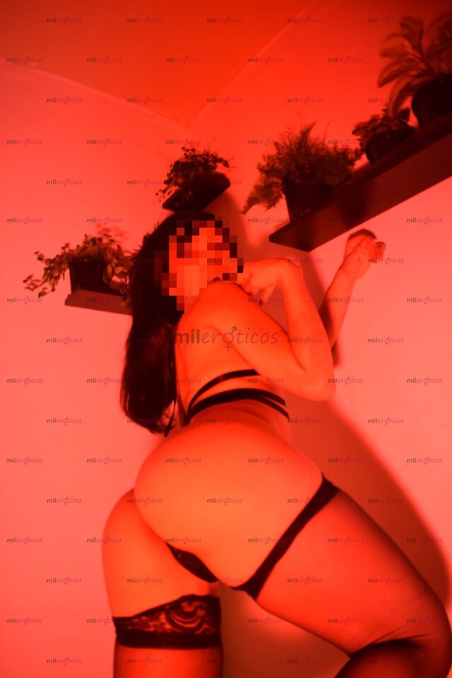 FOTOS DE CHIQUITA QUIERE SEXO ANAL .. PEQUEÑITA ARRECHA.