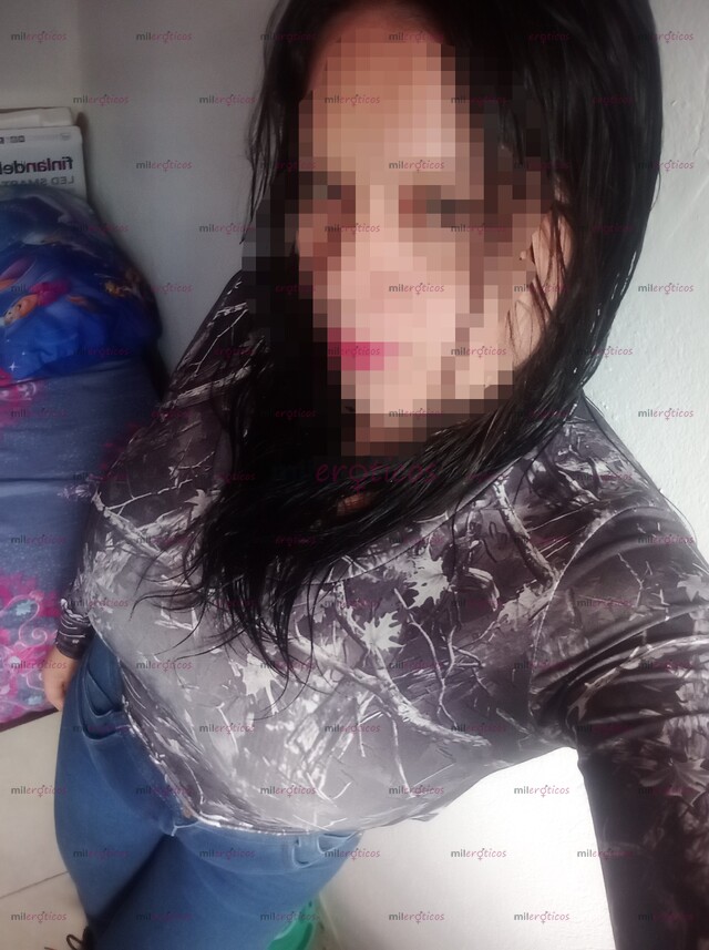 FOTOS DE LORENA QUIERE COMPLACERTE COMERTE LLAMAME 3223649717