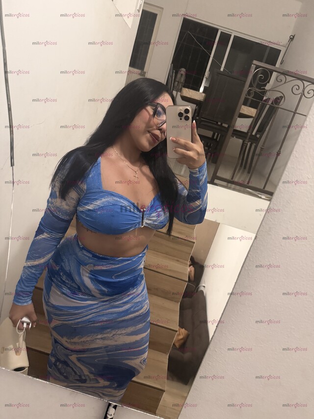 FOTOS DE UNA CHICA DULCE, FEMENINA Y MUY COQUETA, CON UNA PERSONALIDAD ALEGRE