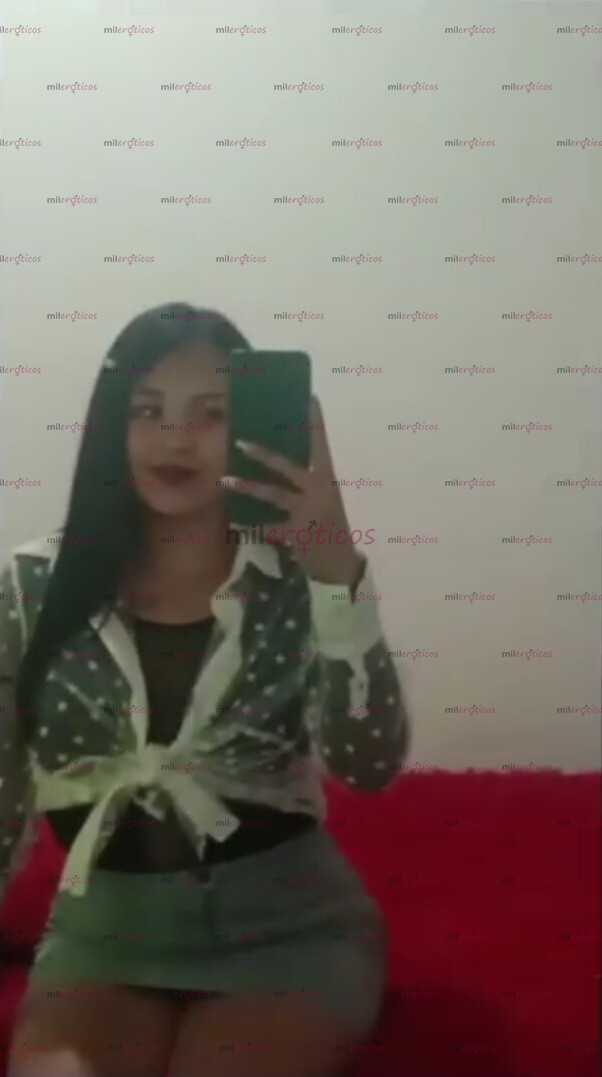 FOTOS DE MORENA HERMOSA JOVEN DE CARISMA MUY LLEVADERA PERSONALIDAD DULCE .
