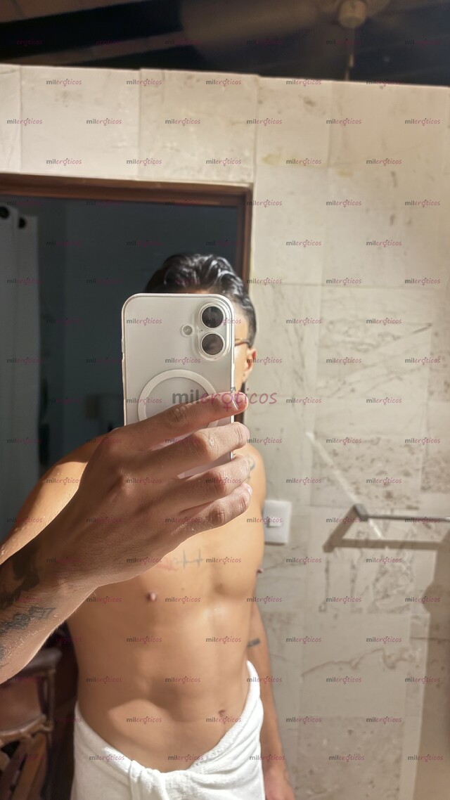 FOTOS DE MACHO LATINO VARONIL Y DOTADO 22 CM REALES