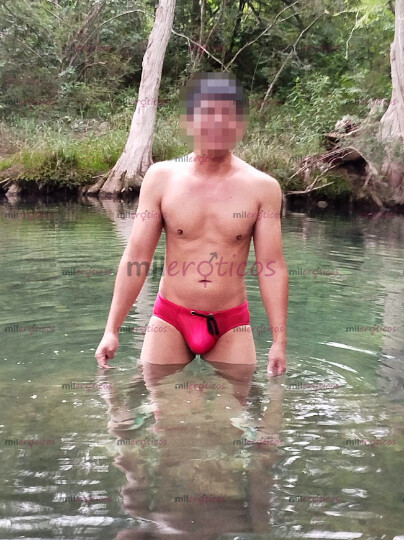 FOTOS DE JOVEN DOTADO, LISTO PARA HACERTE GOZAR, BUEN ROLLO TRANQUILO Y MODESTO CONFIDENT