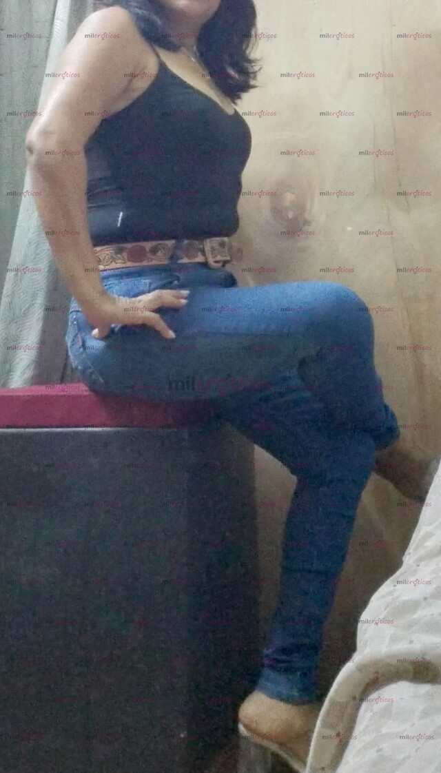 FOTOS DE CARIÑO ME LLAMO VETZY ESTARE DISPONIBLE 24 HORAS SOY MADURITA MUY COMPLASIENTE