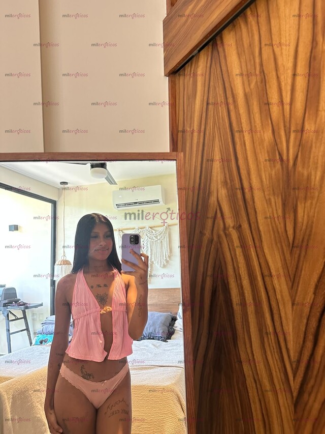 FOTOS DE FLAQUITA CON CUERPO EXQUISITO 19 AÑOS MUY PETIT