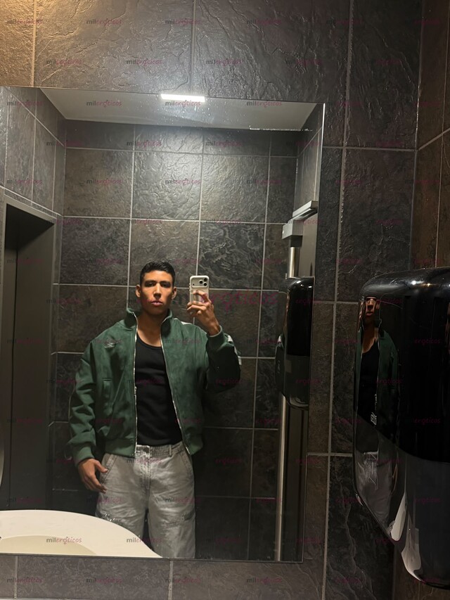 FOTOS DE MACHO VERGON LECHERO, VERGA DURA VENOSA Y GRUESA