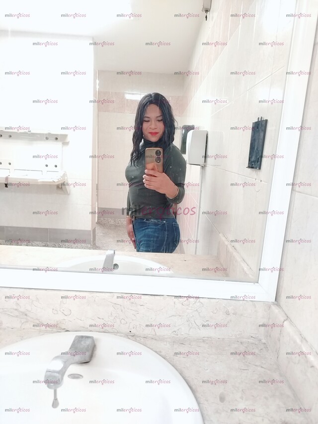FOTOS DE HOLA PAPI SOY KARLA CHICA TV ARDIENTE PARA TI PARA PASARLA RICO