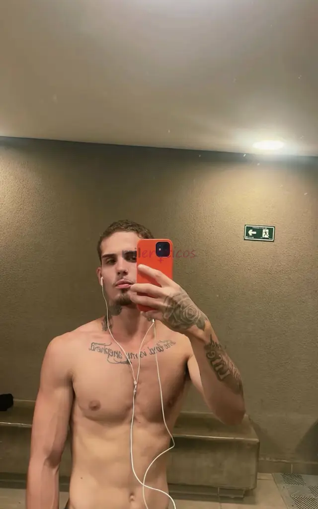 Para voce que busca uma conexao boa aqui esta a pessoa certa atendo fetiches cheiroso educado e super simpaticodou o meu maximo para te satisfazer tbm...