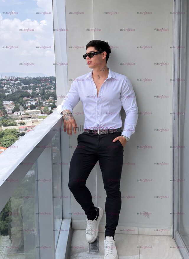 FOTOS DE DOMINANTE HOMBRE EXCLUSIVO ATHLETICO RICA VERGA GRUESA