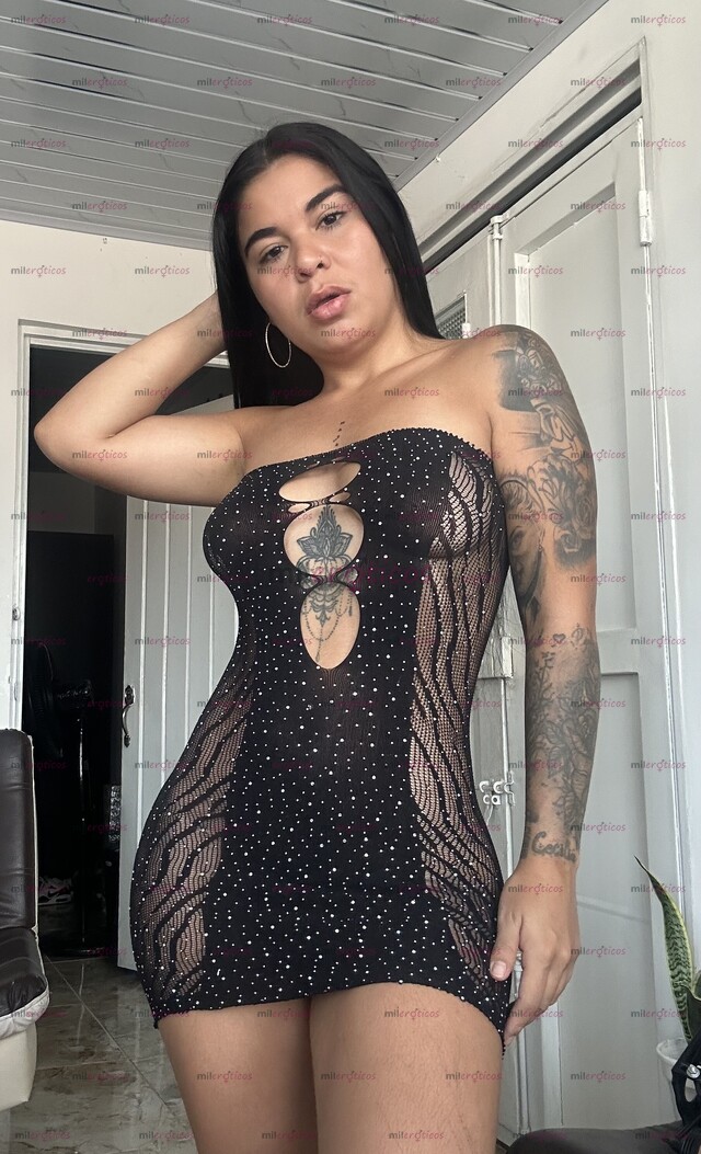FOTOS DE HOLA MIS AMORES SOY UNA HERMOSA CALEÑA DE CURVAS PERFECTAS Y CABELLO NEGRO