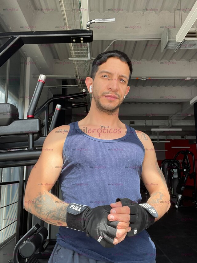FOTOS DE CHICO EDUCADO, BUEN CUERPO, COMPLACIENTE Y ARRECHO