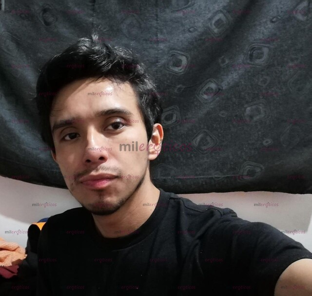 FOTOS DE PASIVO COMPLACIENTE, DELGADO, 27 AÑOS, DISCRECIÓN