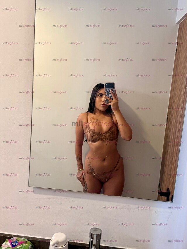 FOTOS DE MI NOMBRE ES MONSE, JOVEN, CON CUERPO NATURAL.