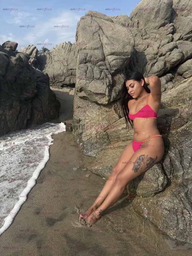FOTOS DE MI NOMBRE ES MONSE, JOVEN, CON CUERPO NATURAL.