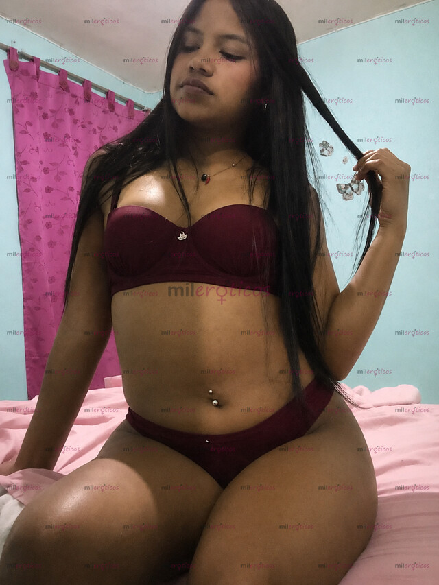 FOTOS DE ATENEA DAMA EXCLUSIVA,UNA PELINEGRA Y MORENITA SENSUAL,1,50 Y TENGO 19 AÑITOS
