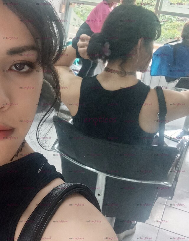 FOTOS DE CHICA TRANS NATURAL, DELGADA GARGANTA PROFUNDA