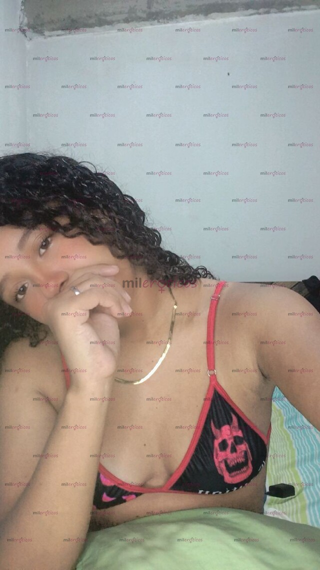 FOTOS DE NIÑA LINDA DE 19 AÑOS DISPUESTA A SACAR TU LECHE , VEN Y DISFRUTA DE MI CUERPO