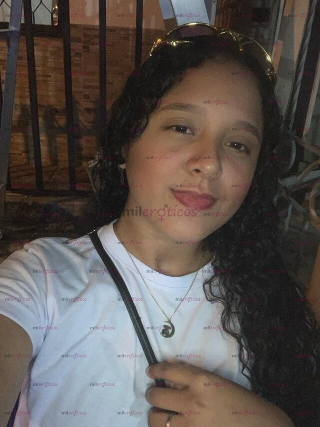 FOTOS DE NIÑA LINDA DE 19 AÑOS DISPUESTA A SACAR TU LECHE , VEN Y DISFRUTA DE MI CUERPO