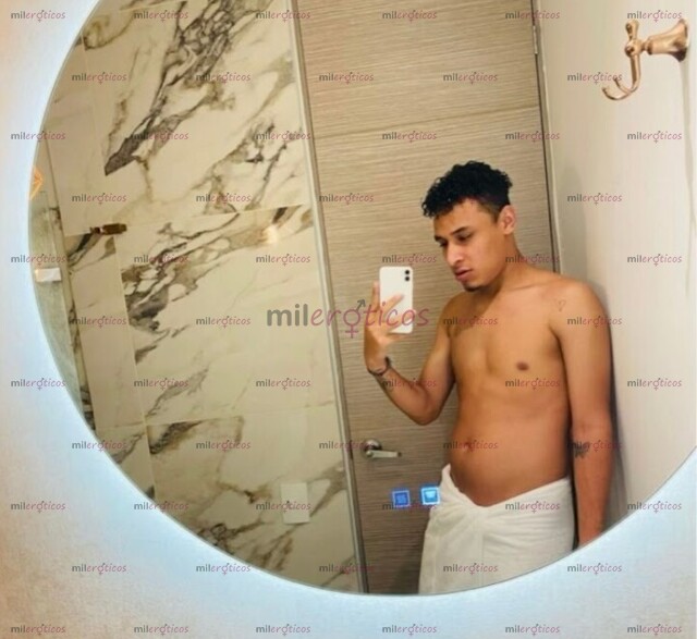FOTOS DE VERGA GRANDE Y GRUESA DISPONIBLE POR POCOS DÍAS . PARCHE SEX SIN AFÁN