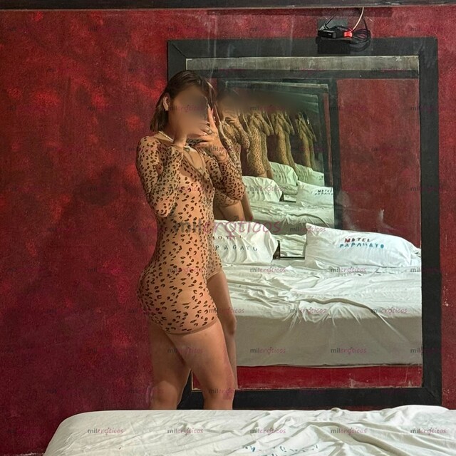 FOTOS DE Y SI HACEMOS EL 69 , PARA DESPUÉS QUE LA TENGA MOJADITA DARME UNOS SENTONES?