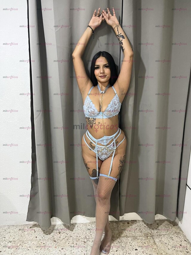 FOTOS DE CARITA DE ÁNGEL PERO UNA DIABLITA EN LA CAMA ! ESTRELLA !