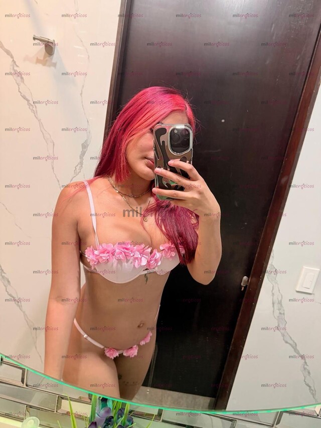 FOTOS DE ANDREA LINDA MORENA ESPERANDO POR TI, ESTARÉ POR POCOS DÍAS