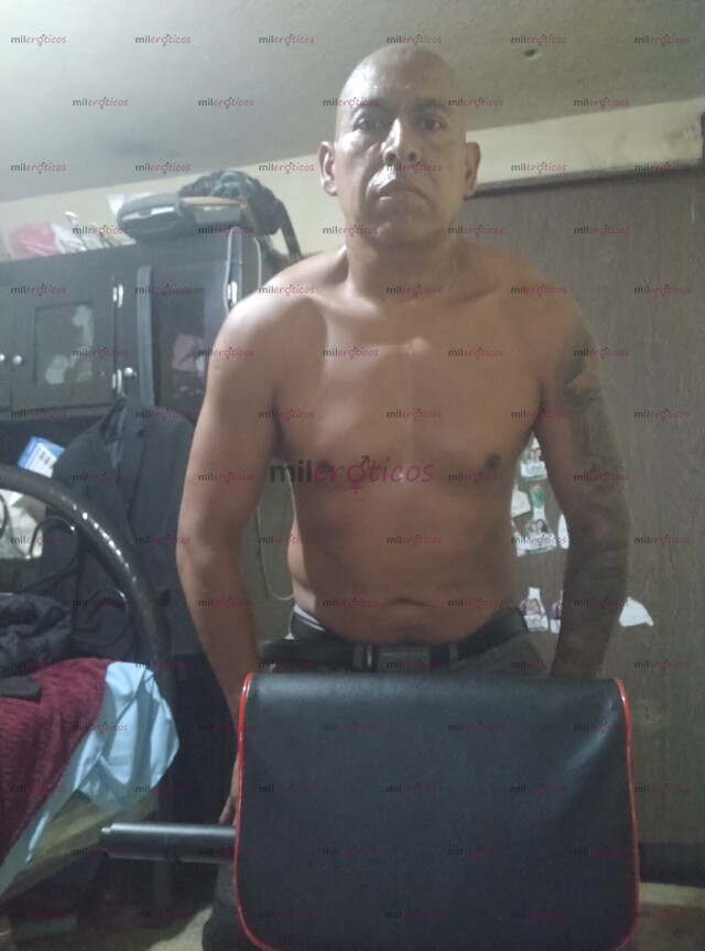 FOTOS DE QUE TAL, HOMBRE CASADO Y MORBOSO QUIERE PREÑARTE