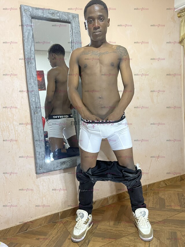 FOTOS DE VIDEOS CULULIANDGRUESO CABEZÓN NEGRO VERGON DISFRUTA DE MI VERGOTAAAA YA ANÍMATE