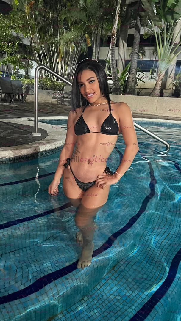 FOTOS DE MORENA CALIENTE Y COMPLACIENTE CON NALGAS REDONDITAS Y PANOCHITA SÚPER HÚMEDA