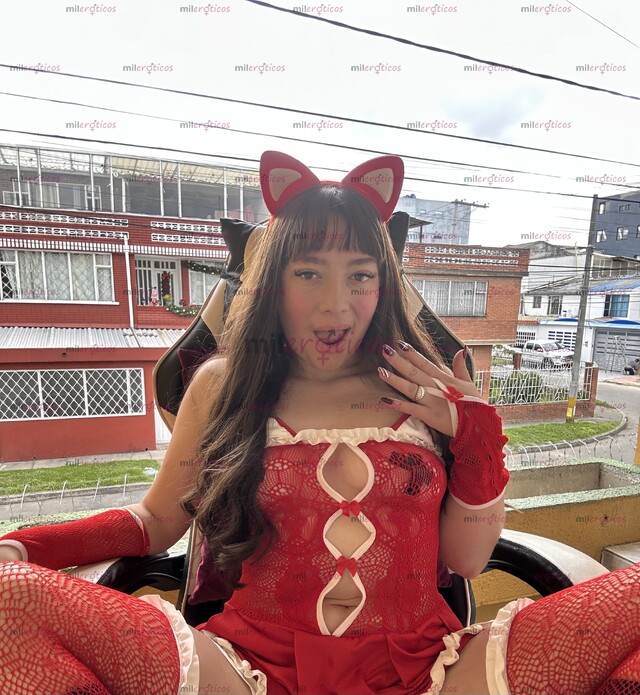 FOTOS DE UNIVERSITARIA BIEN CALIENTE CON GANAS DE JUGAR