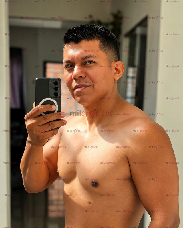 FOTOS DE HOMBRE ATENTO Y DISCRETO PARA UN MASAJE DIFERENTE