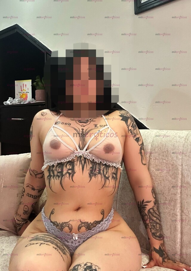 FOTOS DE SCORT EXCLUSIVA PELINEGRA TATUADA, SENOS RICOS Y VAGINA ESTRECHA