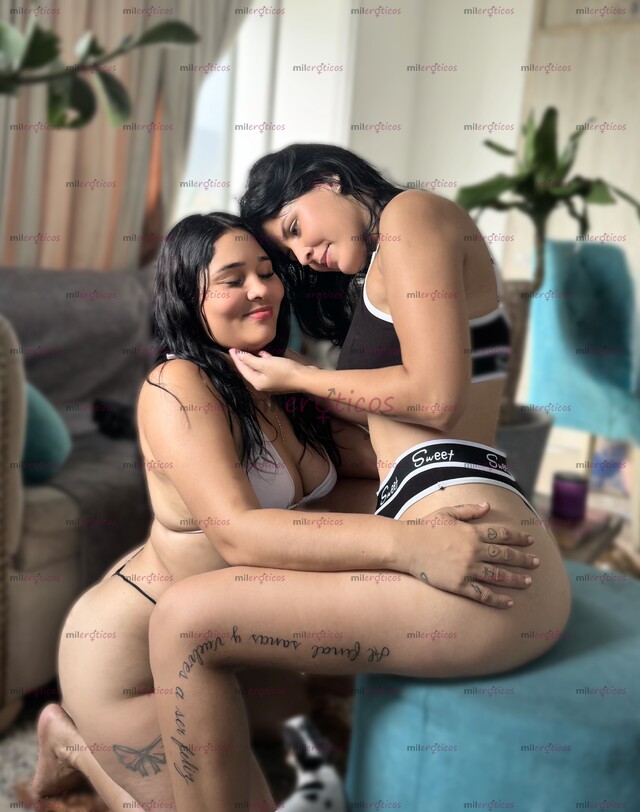 FOTOS DE 2 HERMOSAS POLLITAS CON GANAS DE SEXO YA EL MEJOR TRÍO SHOW LÉSBICO AQUÍ !!! ROD