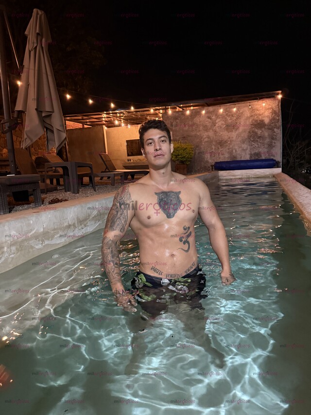 FOTOS DE CHICO DE 26 AÑOS GUAPO CALIENTE Y VERGON