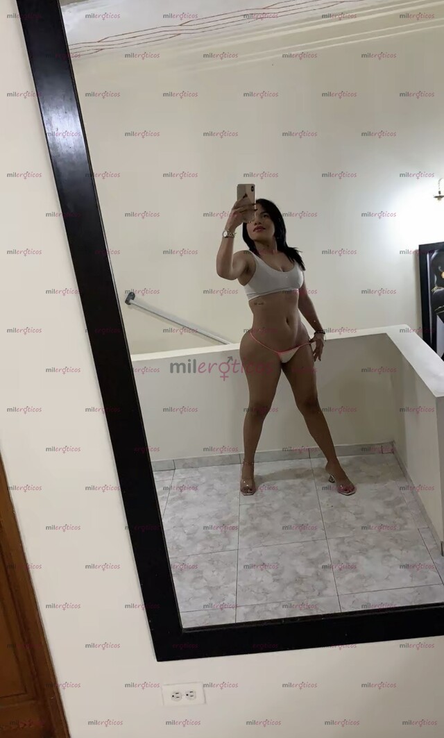 FOTOS DE VALERIA HERMOSA DE 20 AÑOS . SUPER LINDA Y DESCOMPLICADA .
