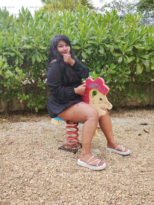 FOTOS DE CHICA CURVI ATREVIDA,CARISMATICA Y CALIENTE
