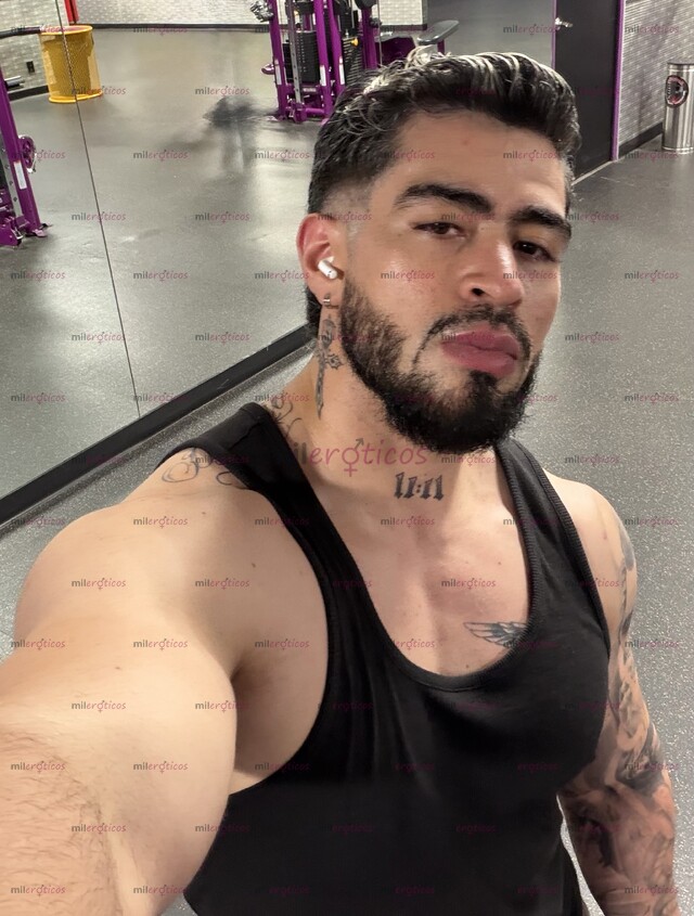 FOTOS DE ESCORT MEXICANO GUAPO Y CON EXCELENTE IMAGEN DE PASO POR LA CIUDAD