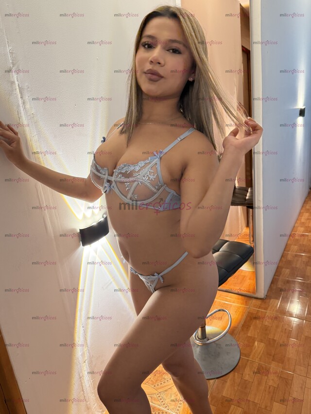 FOTOS DE ELITE SCORT 18 AÑOS LA BELLA VICTORIA LLEGO PARA DARTE PLACER Y GUSTO