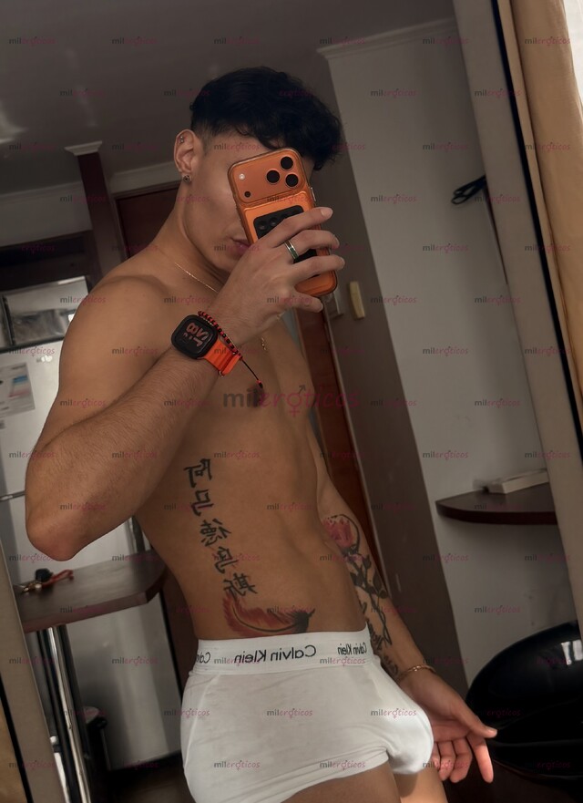 FOTOS DE JOVEN CALEÑO DOTADO VERSÁTIL LECHERO SOLO A DOMICILIO